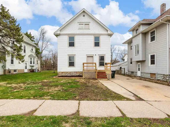 1711 A Ave NE, Cedar Rapids, IA 52402