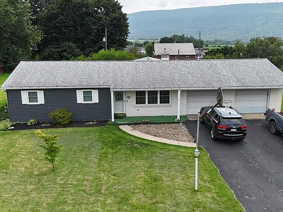 2nd image of 58 Woodland Cir
