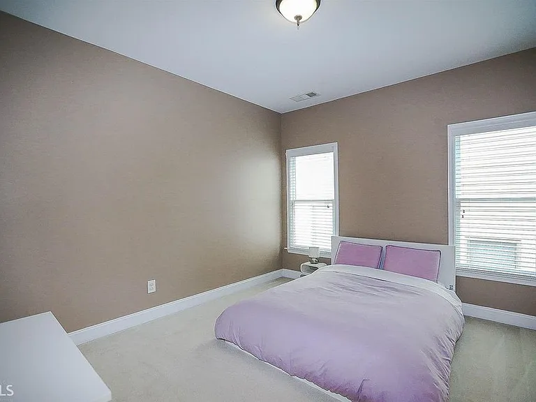 287 Gilliflower Park — Photo 24