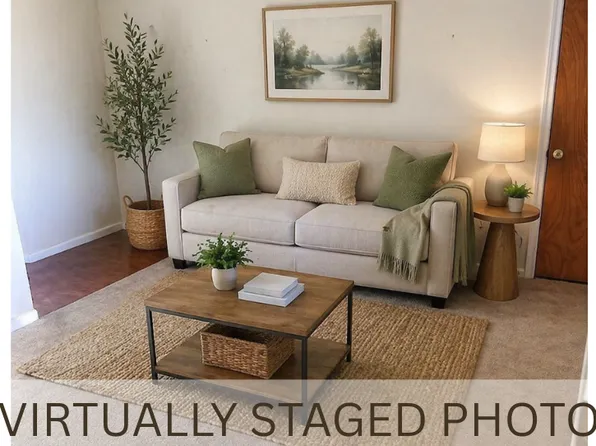 327 3rd St, Coopersburg, PA