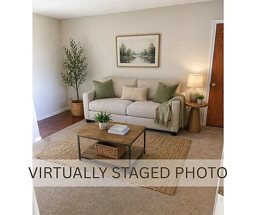 327 3rd St Photo 1