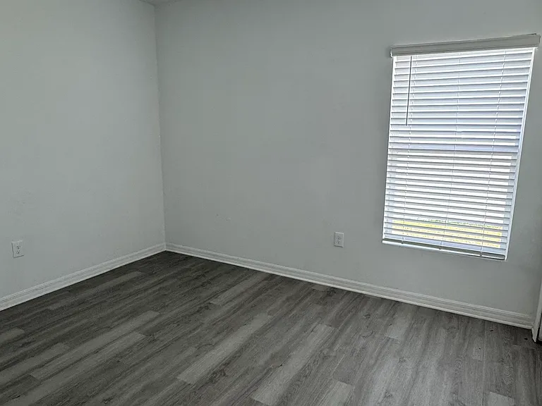 280 Citrine Loop — Photo 9