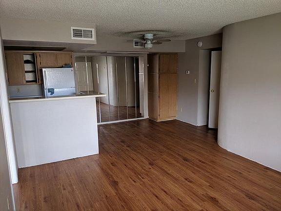 2nd image of 3535 W Tierra Buena Ln Unit 157