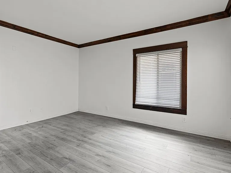 330 Cedar Avenue — Photo 20
