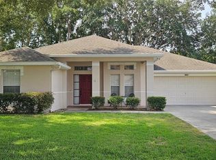 1068 Vanderbilt Dr, Eustis, FL 32726