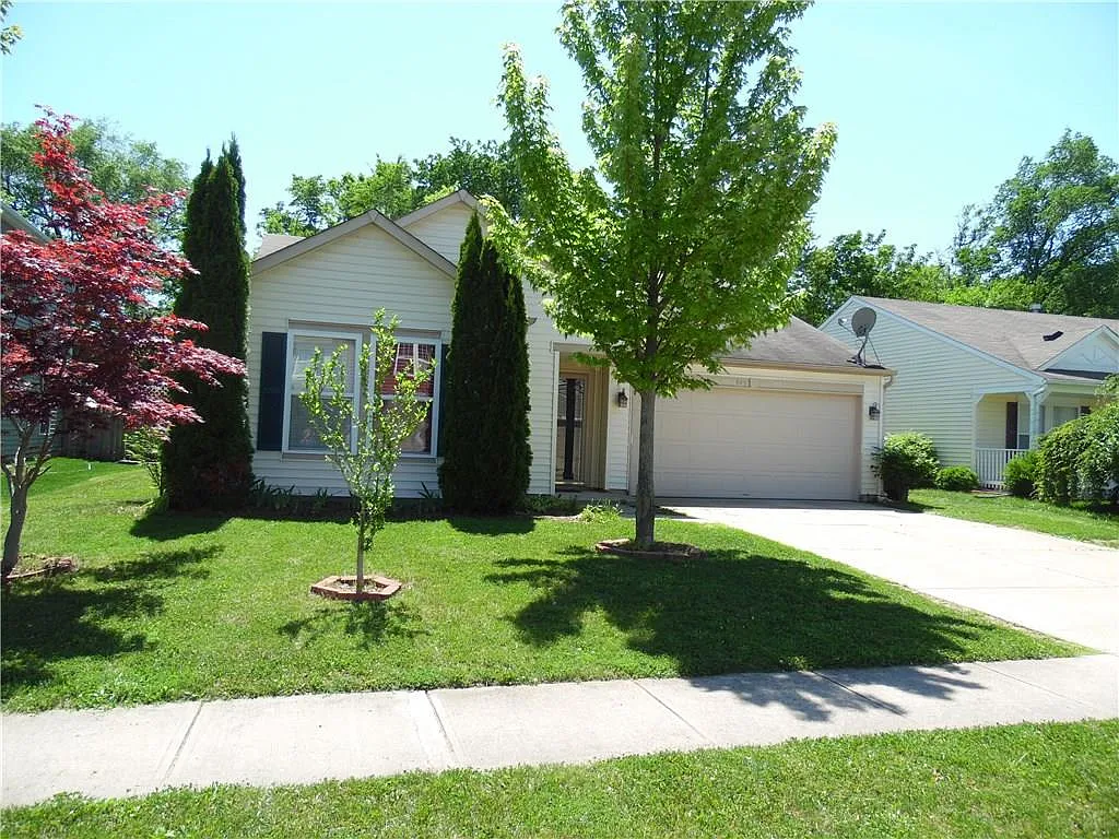 849 Westpointe Dr photo 1