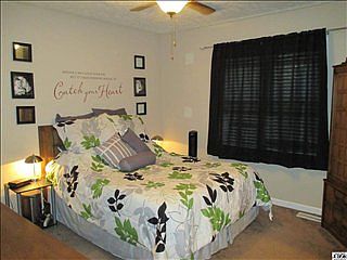 5th image of 306 Juliann Dr