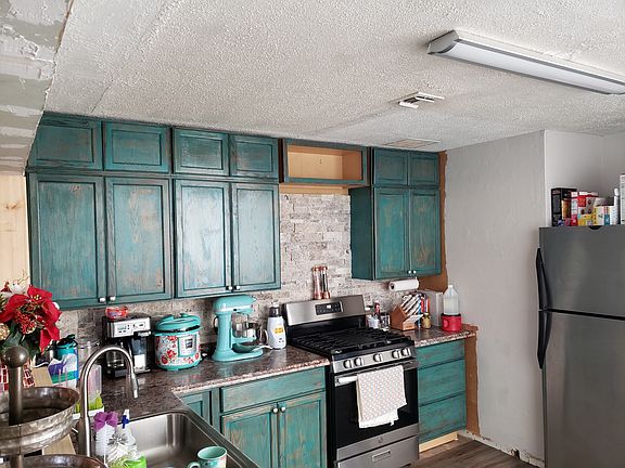 4th image of 3112 Southeast Dr