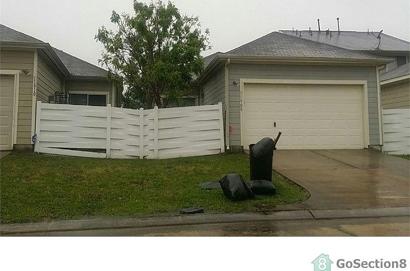 2nd image of 11908 Princess Garden Way