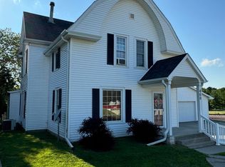 460 N State St, Osceola, NE 68651