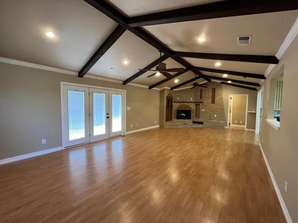12504 Slide Rd, Lubbock, TX 79424