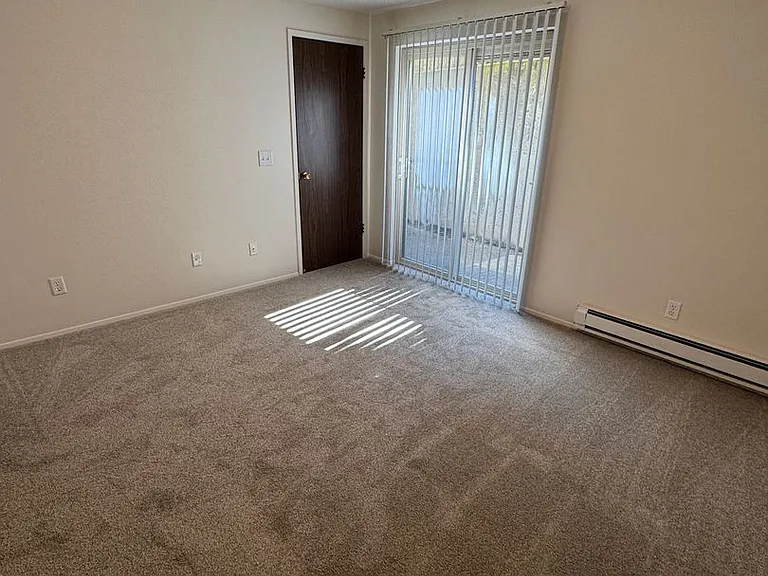 Fairmont Terrace — Photo 13
