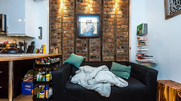 Rented by Terra Magia Inc | media 27