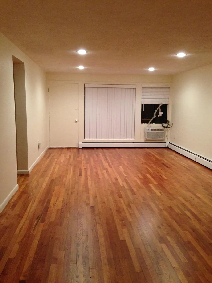Building Photo - 315 Neponset St
