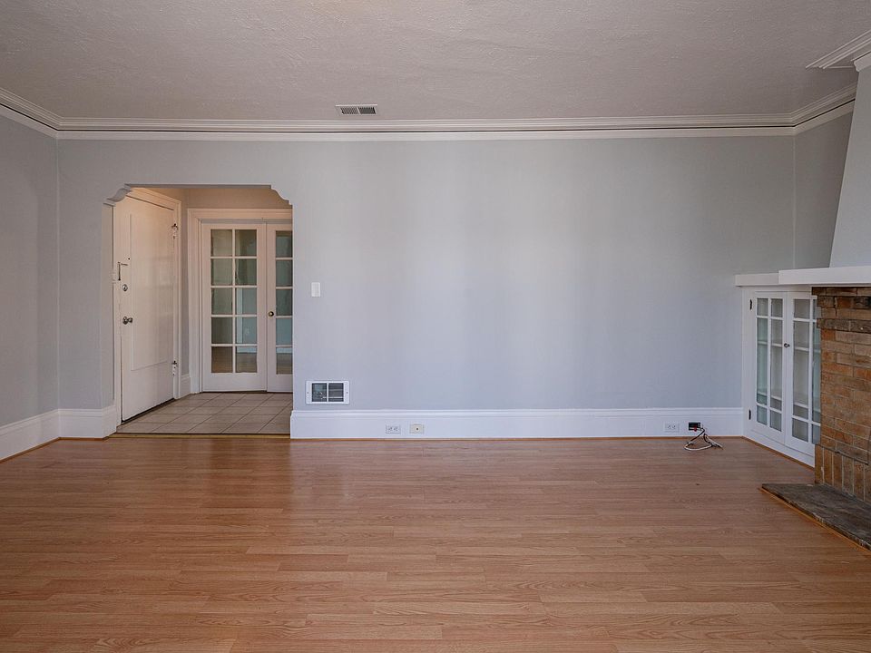 1st image of 555 38th Ave