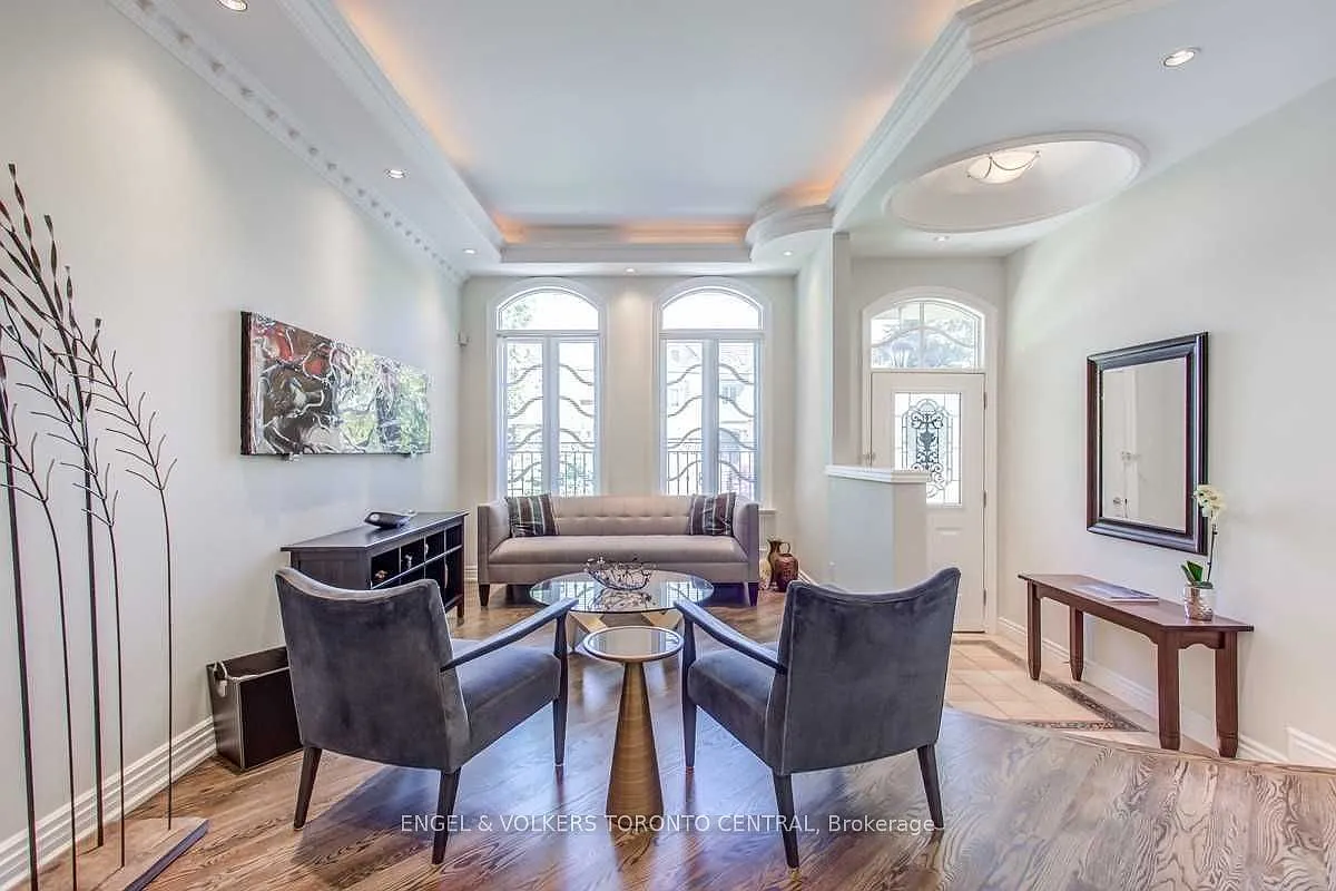 3 bed, $4,950 — Photo 4