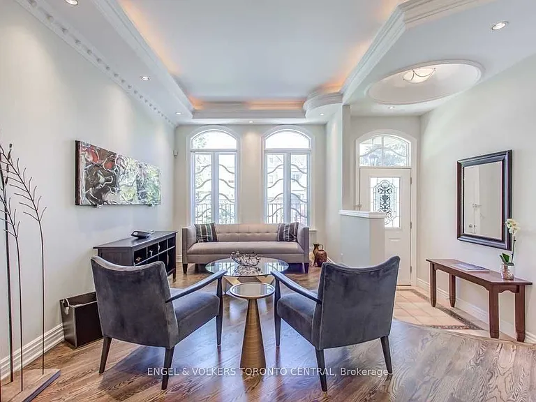 405 Bedford Park Ave — Photo 4