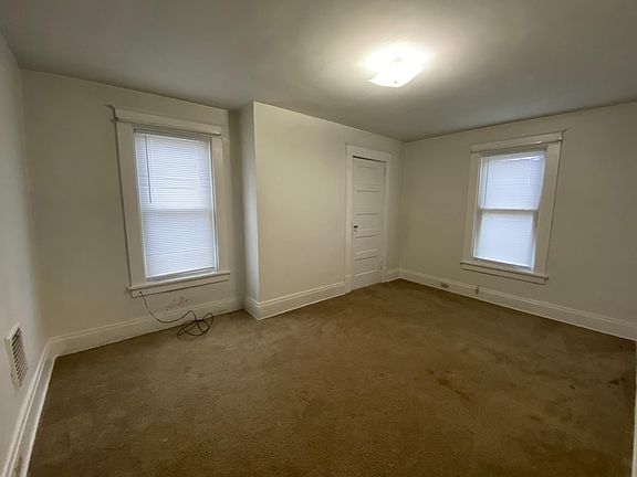 4th image of 307 N 2nd St