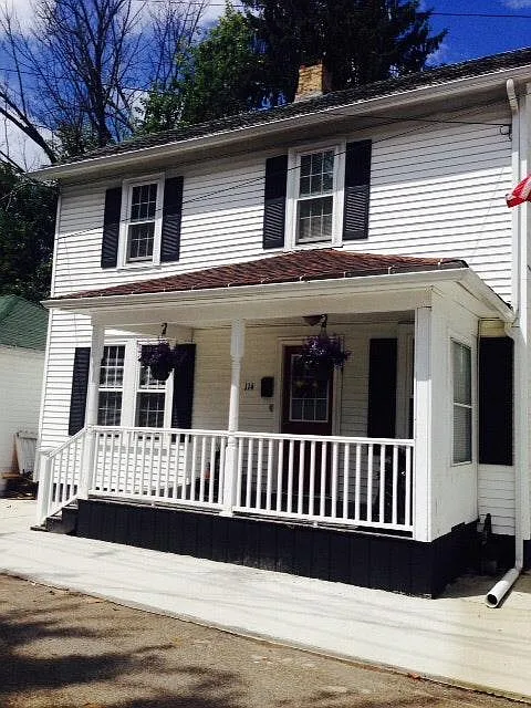 114 Bernet Way — Photo 1