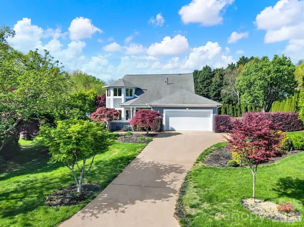 120 Royal Pointe Way, Mooresville, NC 28117