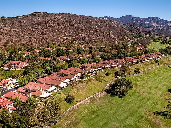 2nd image of 29154 Laurel Valley Dr