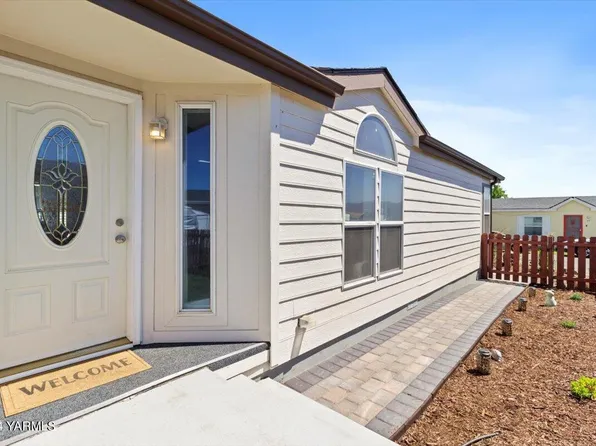2802 S 5th Ave #43, Yakima, WA 98903