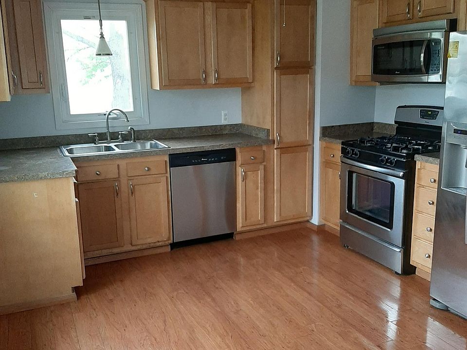 1st image of 669 Niagara Falls Blvd