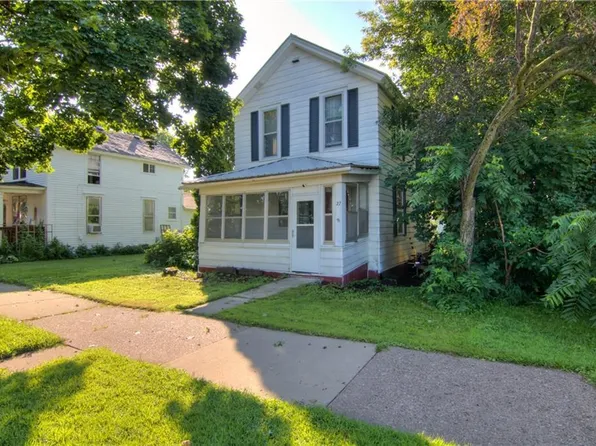 27 East Birch Street, Chippewa Falls, WI 54729
