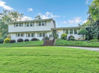 425 Pimlico Rd, Greenville, SC 29607