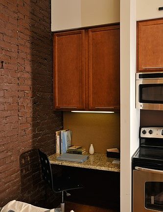 4th image of 1512 Walnut St APT 405