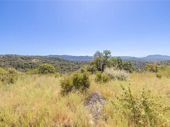 Old Yosemite Rd, Oakhurst, CA 93644