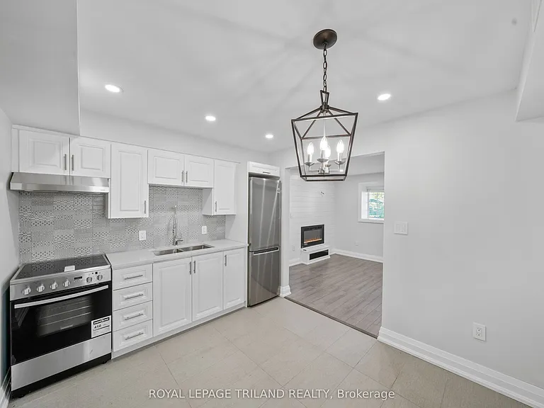 15 Balmoral Ave S #4 — Photo 25
