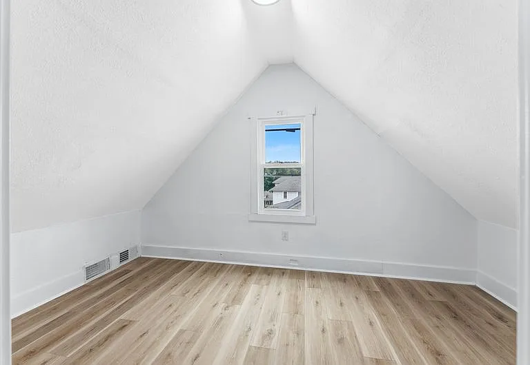 212 Dunkard Ave — Photo 13