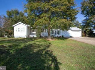 206 Brooke Rd, Fredericksburg, VA 22405