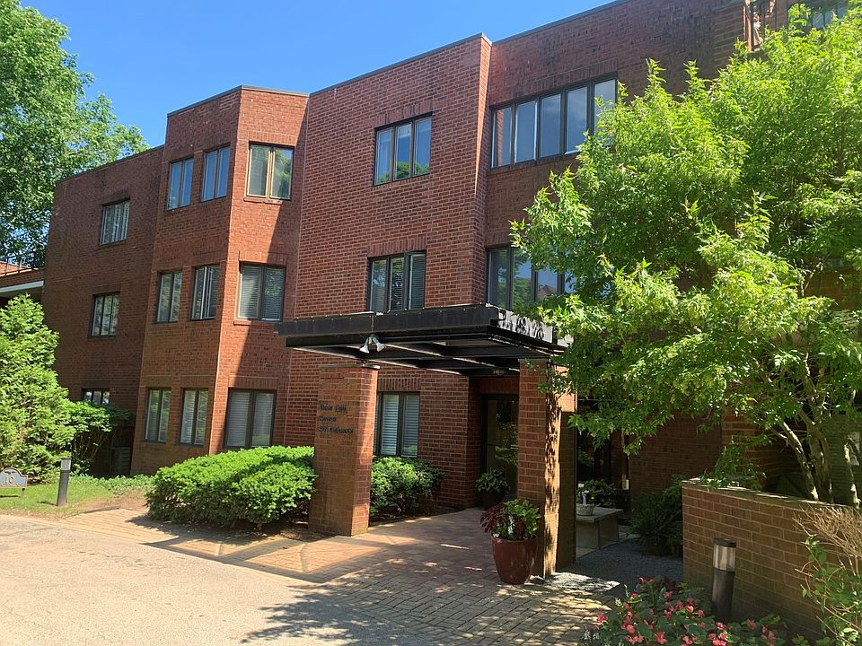 1st image of 501 Oakwood Ave APT 3A