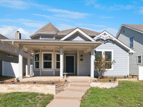 10349 Waterbury Dr, Aubrey, TX 76227