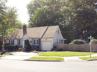 46 Alison Rd, Roselle, NJ 07203