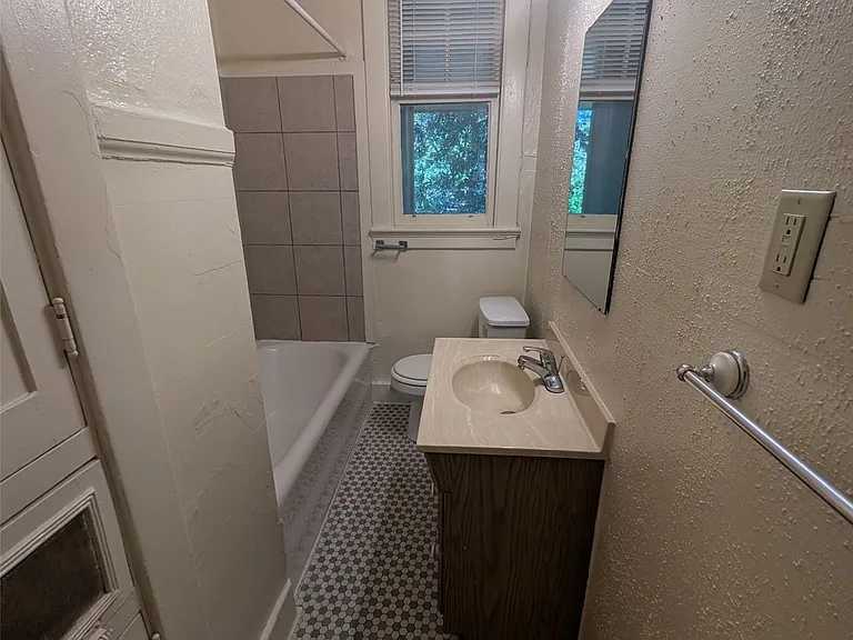 1130 S Lawrence St #1136 — Photo 11