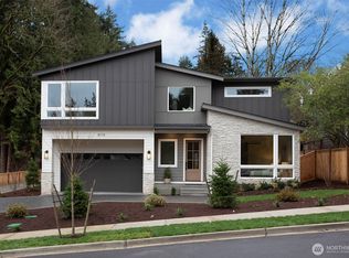 8718 128th Ave NE, Kirkland, WA