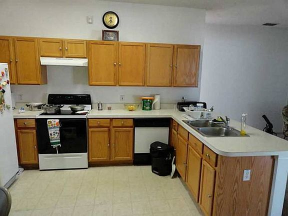 5th image of 66 Alicante Ct