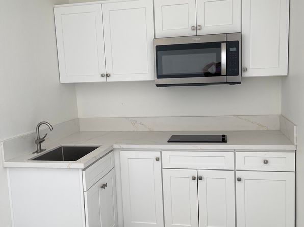 1611 S Van Ness Ave #1
