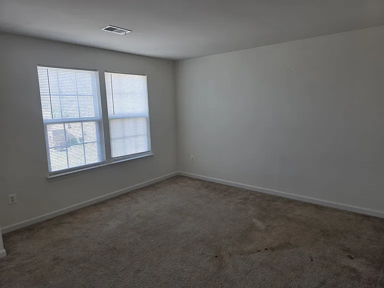 5185 Mudville Ln — Photo 7
