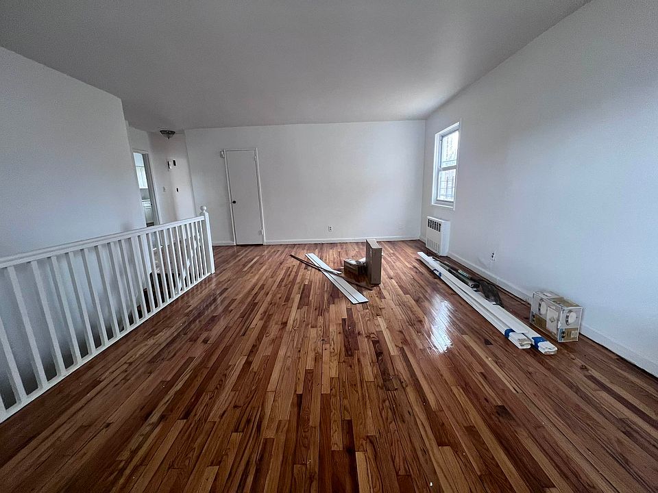 1st image of 3107 Healy Ave #4
