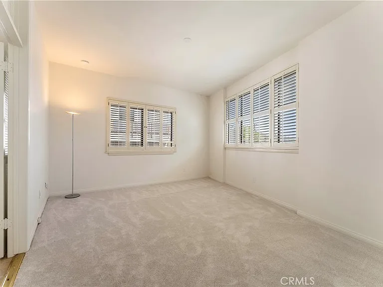 1567 Westholme Ave #4A — Photo 6