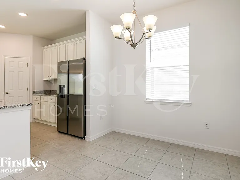 1156 Spokane Point — Photo 5