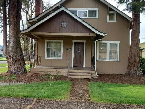 235 S 12th St, Cottage Grove, OR 97424