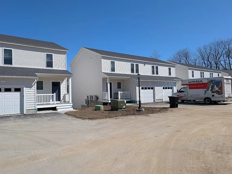 778 Main St #6 — Photo 4