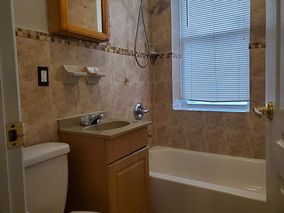 3rd image of 6611 Broadway #56E