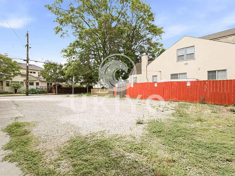 1941 Durant Ave #5 — Photo 29
