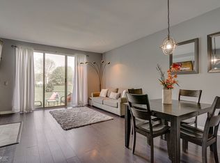 279 Partridge Ct, Algonquin, IL 60102